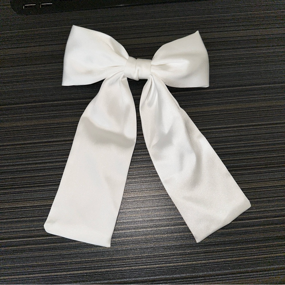 Hair Accessory - White Bow